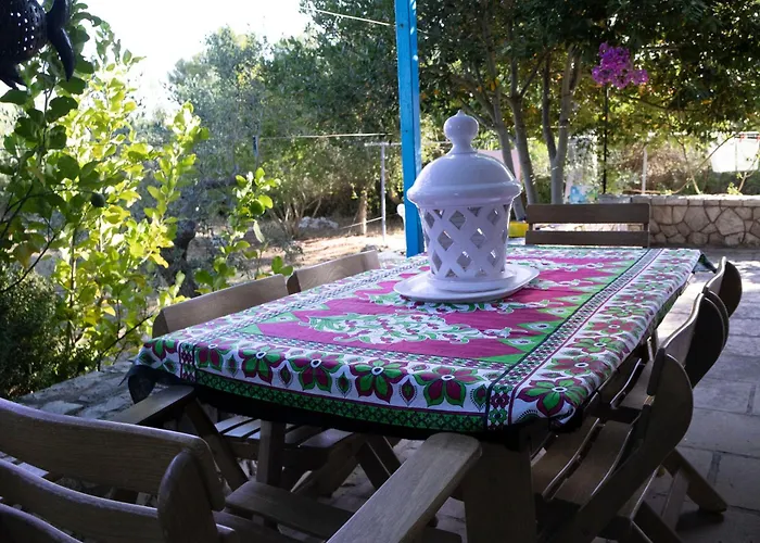 Le Marocce - Relax Pool 4 Km From Castro Spongano